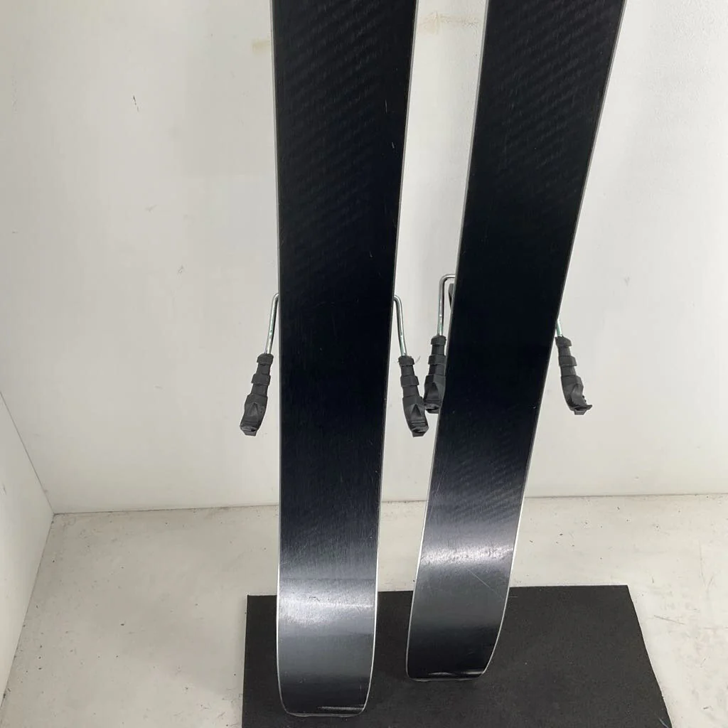 2025 Elan Women's Ripstick 94 w/ Elan Attack 11 Demo Bindings - Image 16