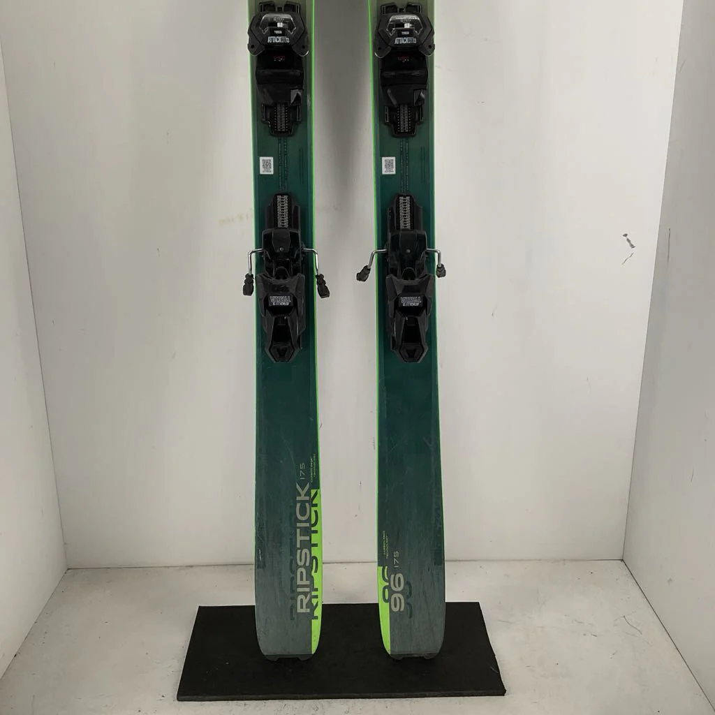 2026 Elan Ripstick 96 w/ Tyrolia Attack 13 Demo Bindings *Topsheet damage* - Image 6