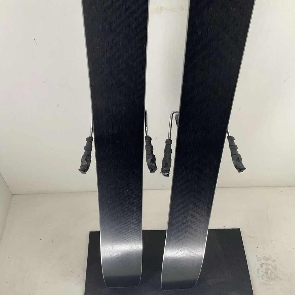 2026 Elan Women's Ripstick 94 Black Edition w/ Elan Attack 11 GW Demo Bindings - Image 8