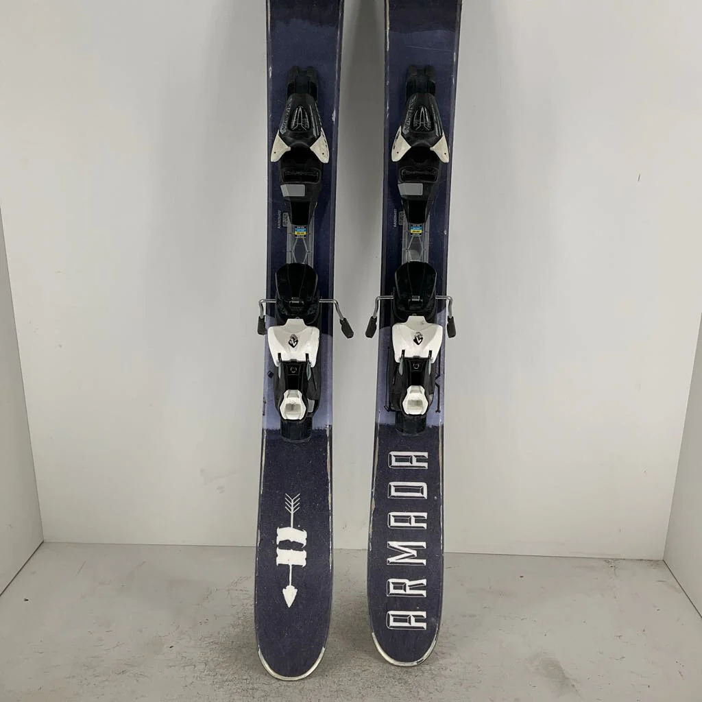Armada Junior's Tantrum w/ Salomon L7 Demo Bindings - Image 2