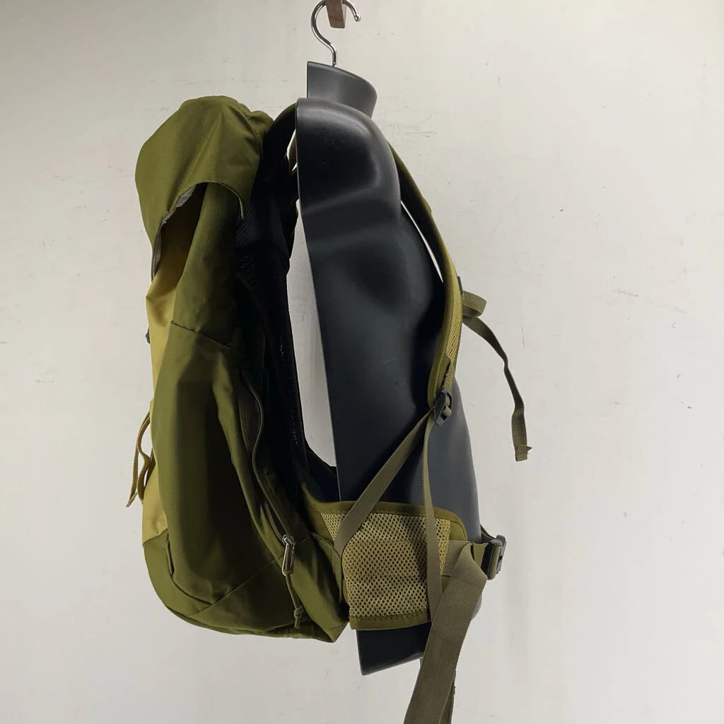 Deuter AC Lite Backpack - Image 5