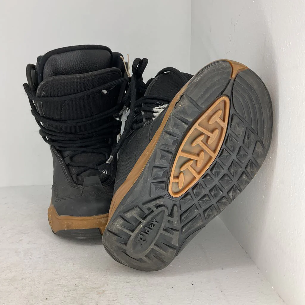 Rossignol Lace Up Rental Snowboard Boots - Image 4
